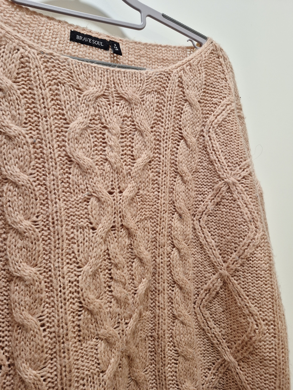 Brave Soul Women's Cable Knit Crewneck Sweater - Blush Pink